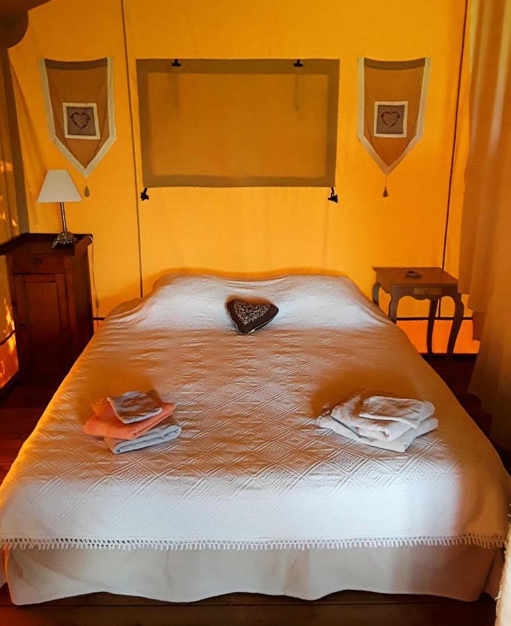 Le Lodge De Loge & Broc La Possonnière Екстериор снимка