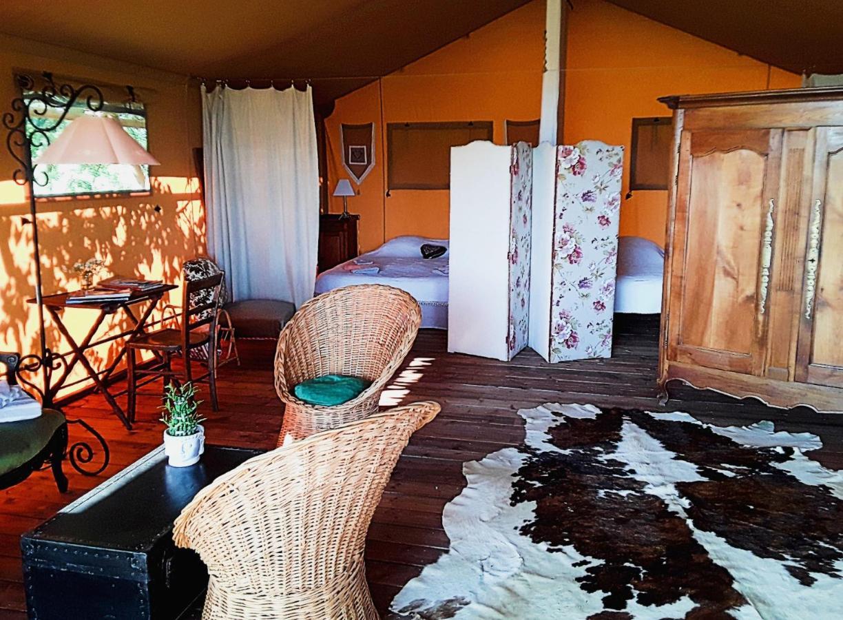 Le Lodge De Loge & Broc La Possonnière Екстериор снимка